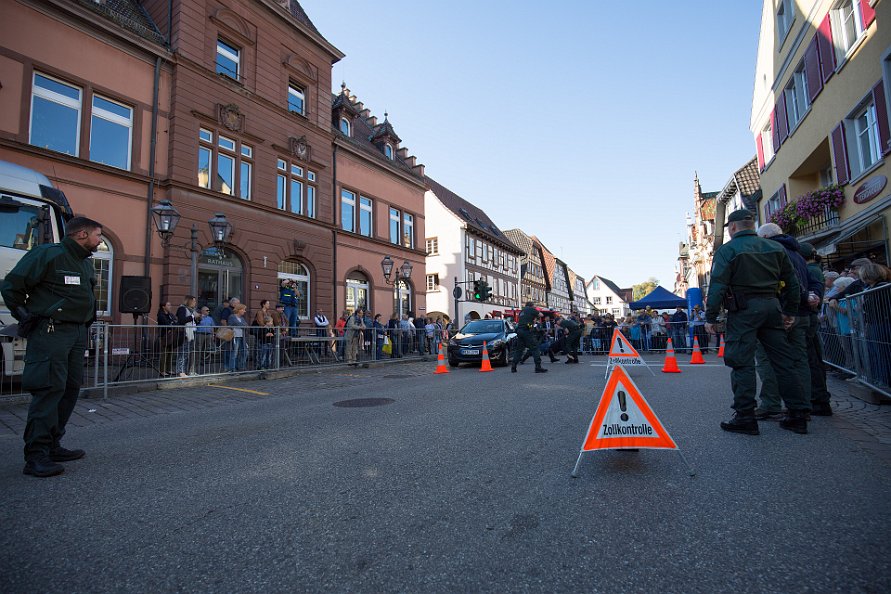 20181013-102456-IL6A6603